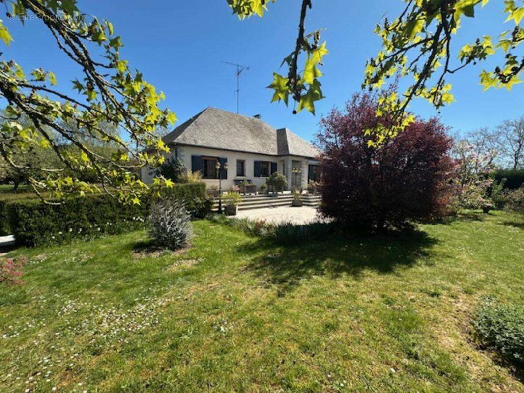 Maison à PRASVILLE
