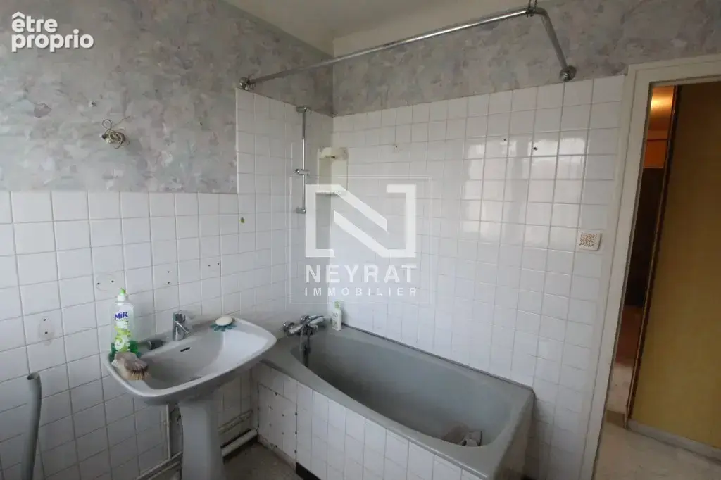 Appartement T3 et garage - photo 17