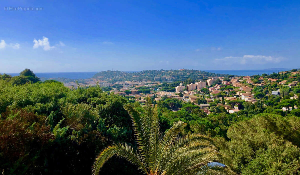 Maison à CAVALAIRE-SUR-MER