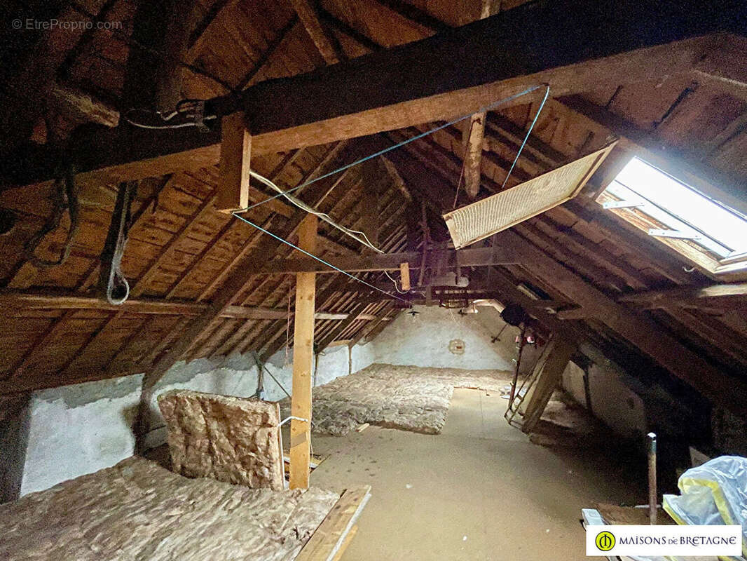 Appartement à SAINT-THURIEN