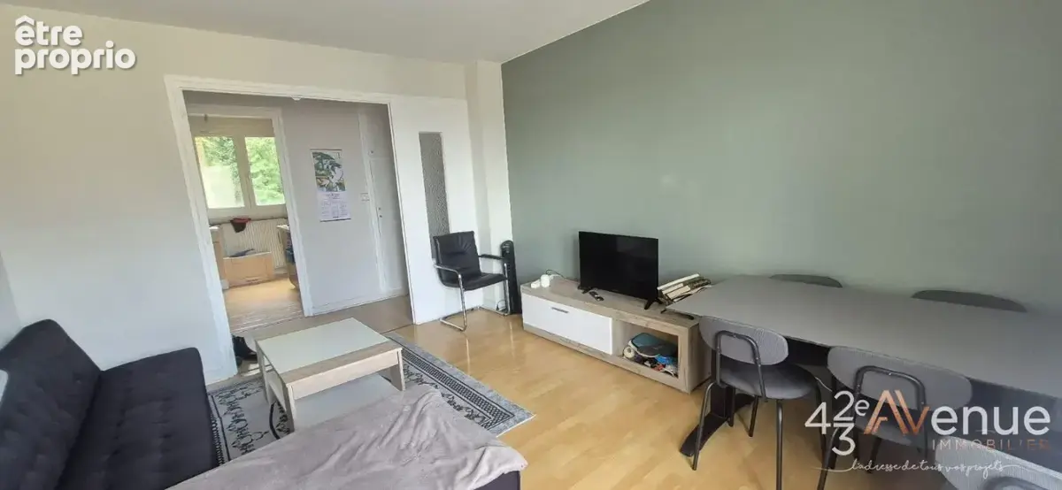 Appartement 3 pièces 52 m² à vendre à Saint-Etienne (42000) - photo 2