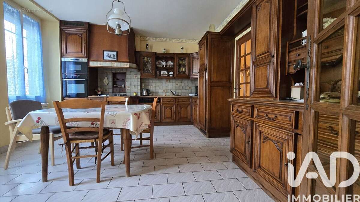 Photo 3 - Maison à MARIGNY-LE-CHATEL