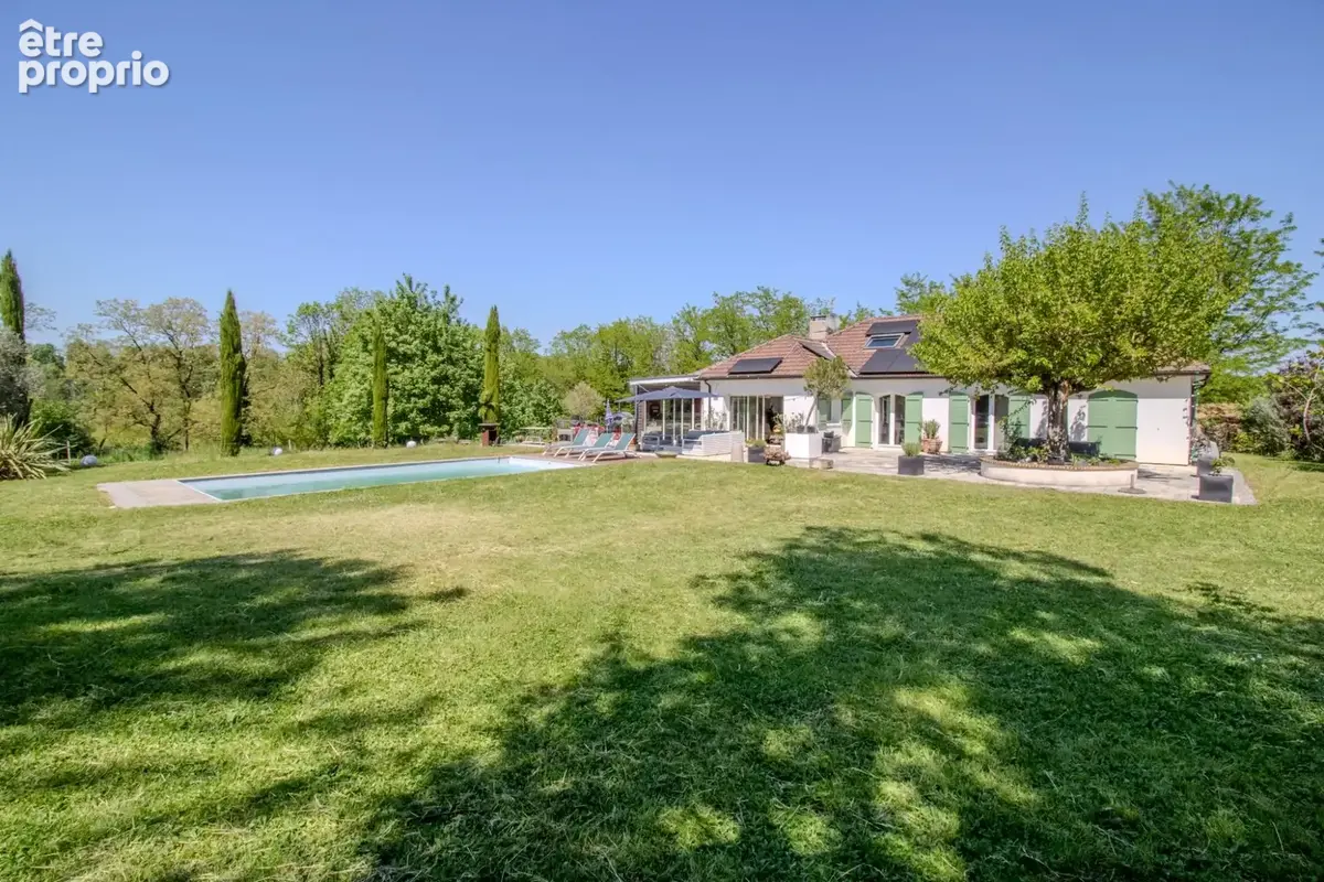 Maison 266 m² à Fontaines-Saint-Martin  - photo 2
