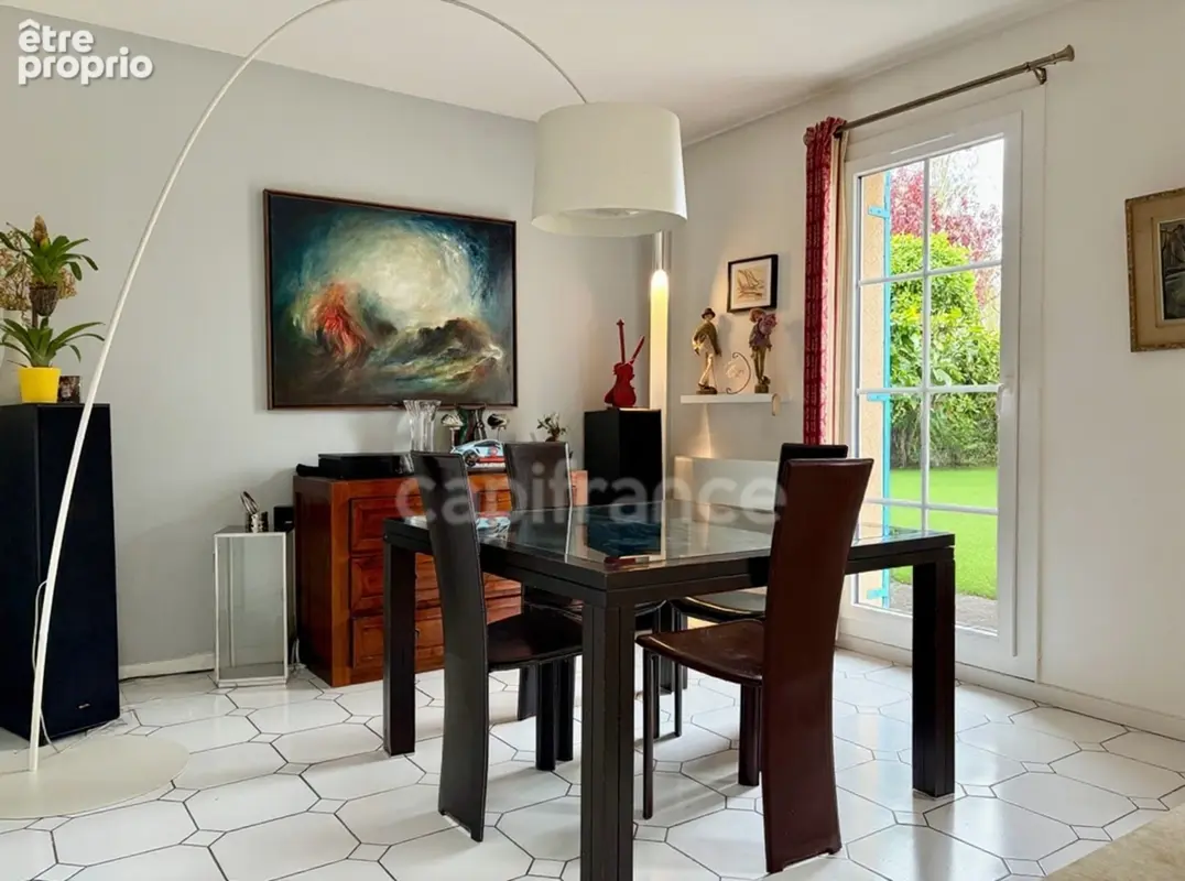 Maison familiale de 164 m² - 4 chambres - Port Cergy - photo 5
