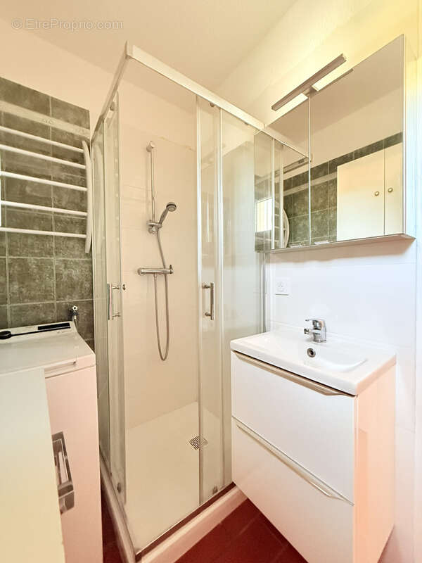 Appartement à LA LONDE-LES-MAURES