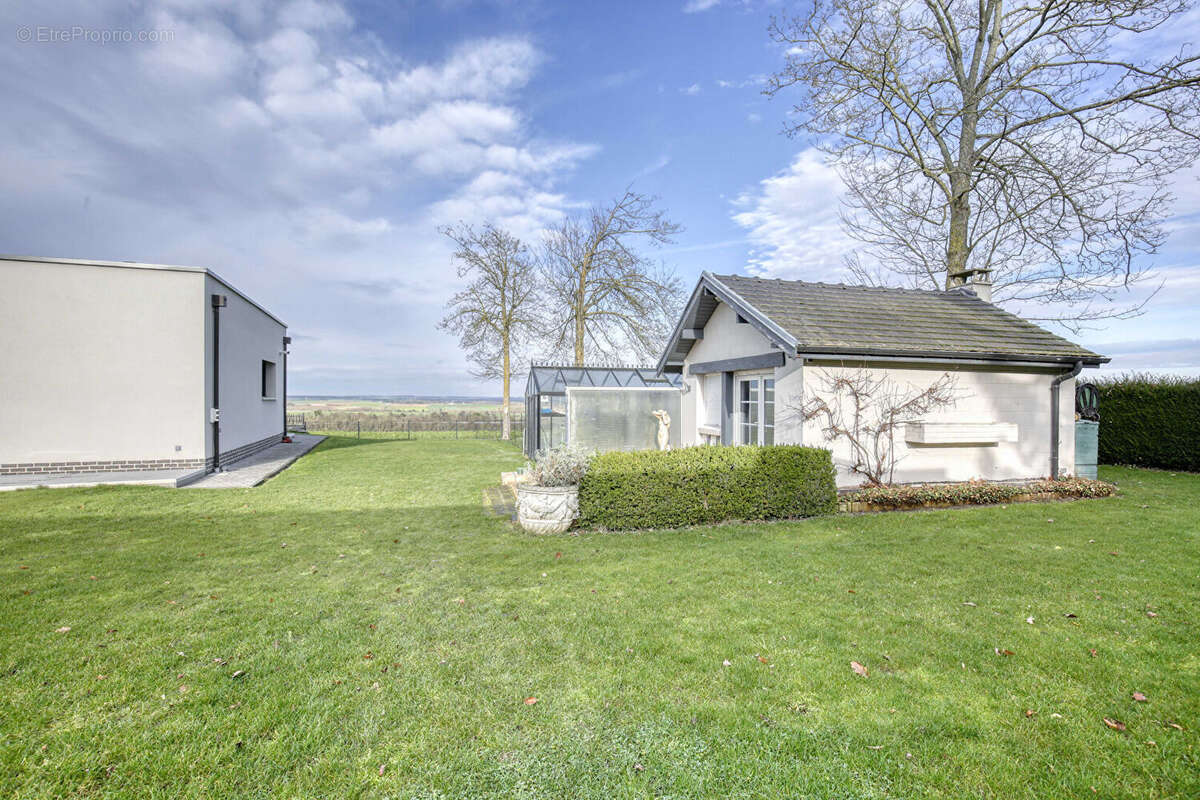 Maison à BLANGY-TRONVILLE