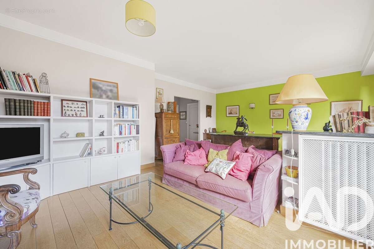 Photo 5 - Appartement à VILLE-D'AVRAY