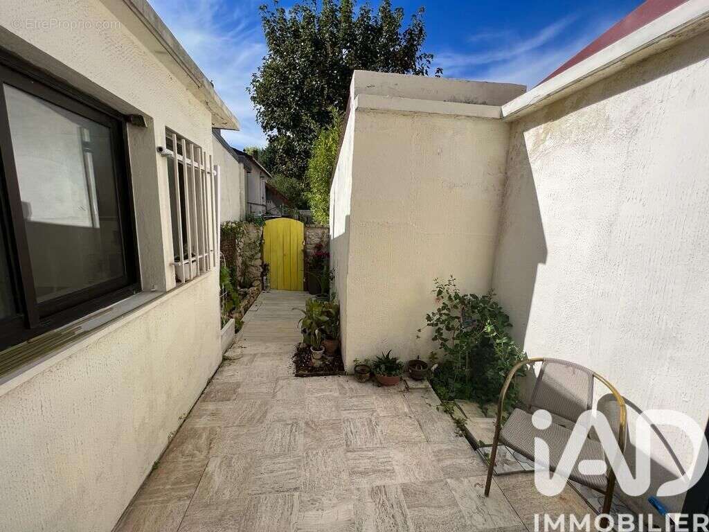 Photo 7 - Maison à SAINT-MAUR-DES-FOSSES