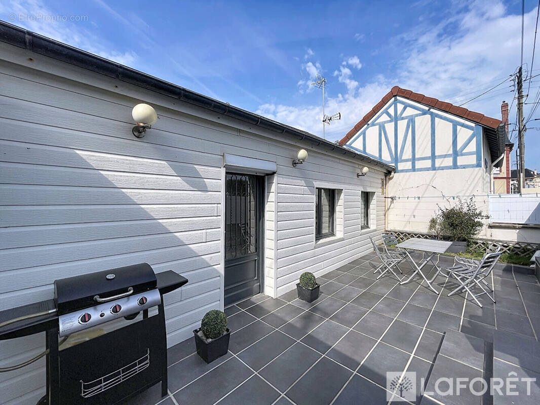 Maison à DIVES-SUR-MER