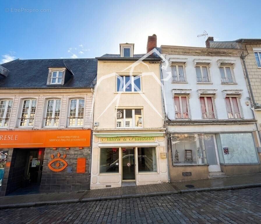 Appartement à AUMALE