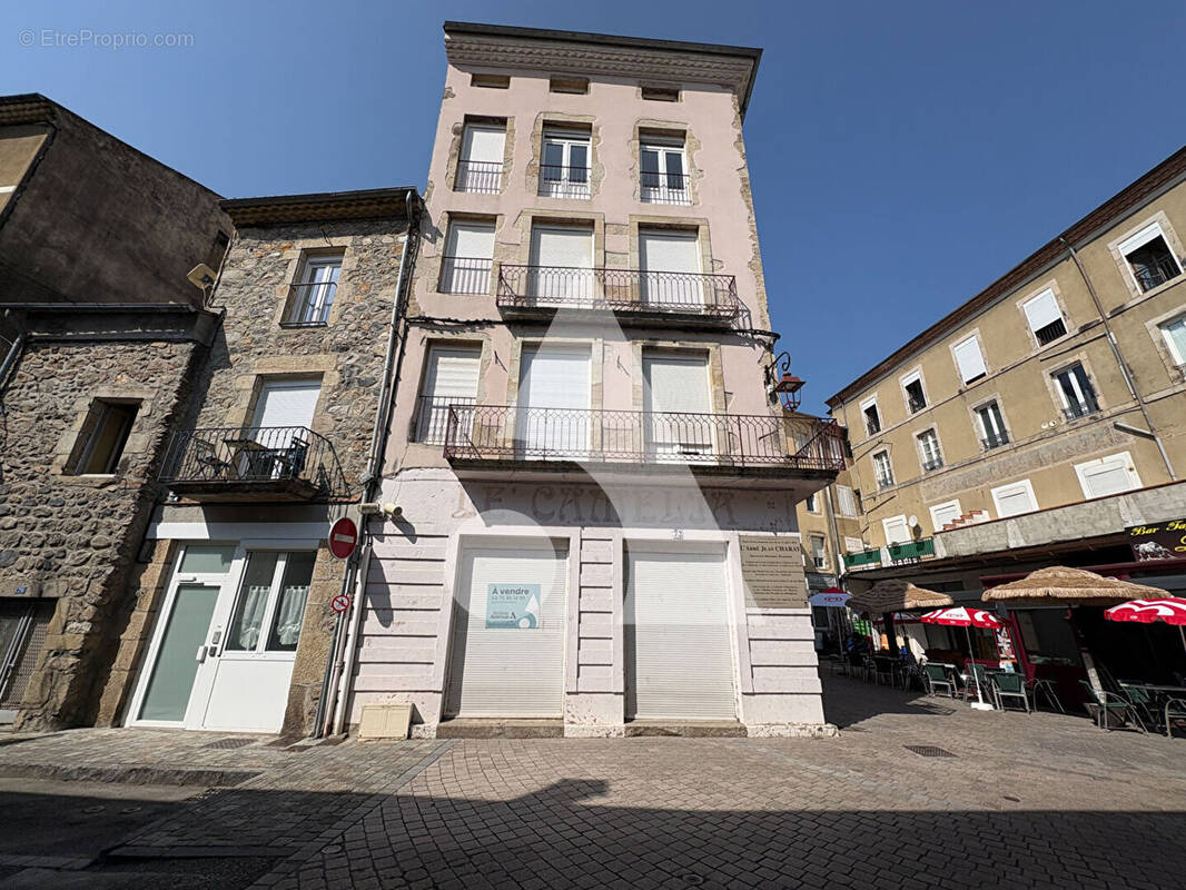 Commerce à VALS-LES-BAINS