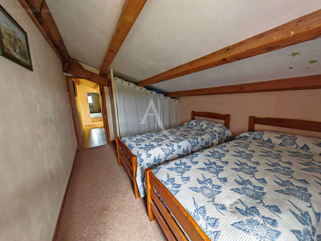 Maison à CARQUEIRANNE