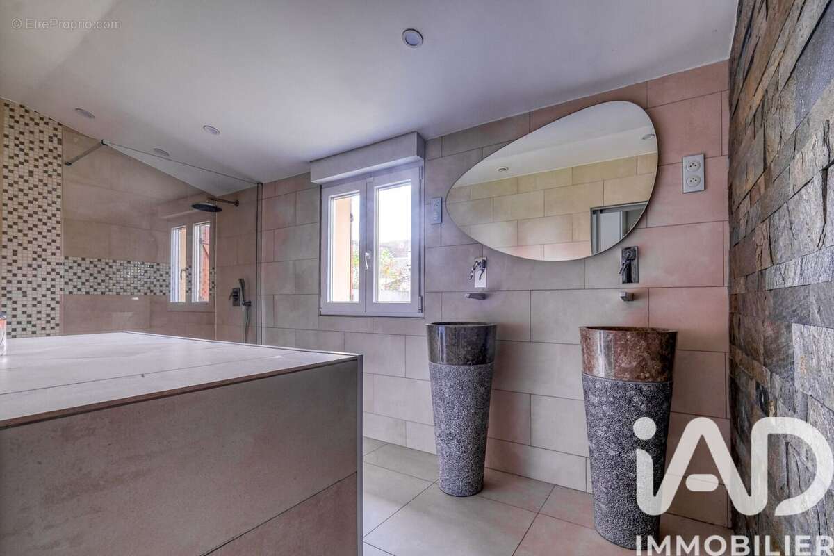 Photo 2 - Maison à MITRY-MORY