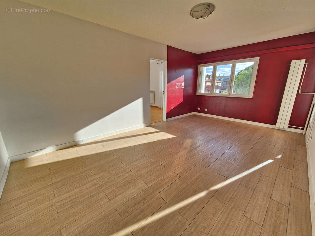 Appartement à HYERES