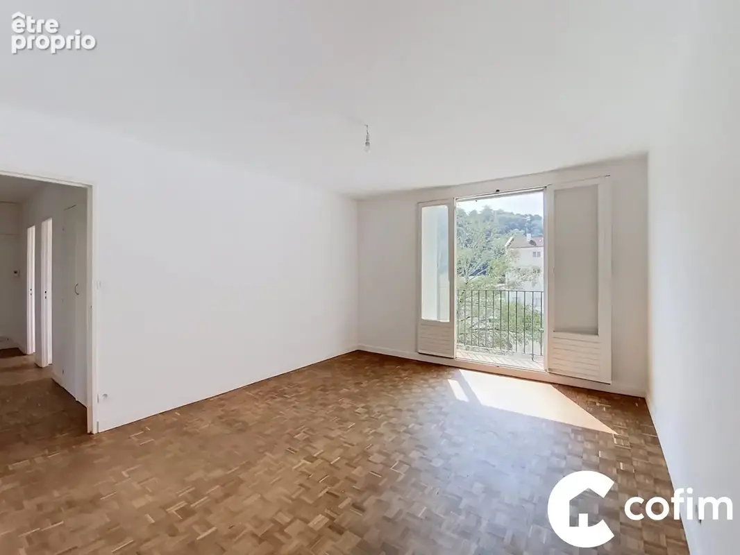 Appartement 4 pièces 69 m² à vendre à Gelos (64110) - photo 1