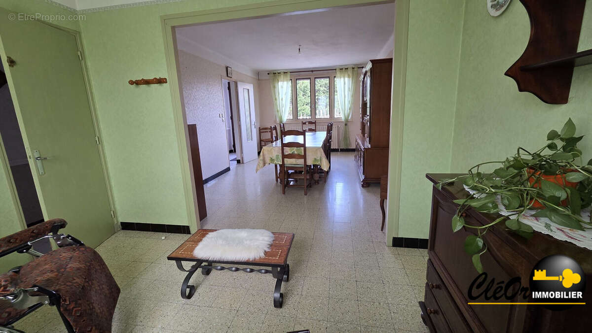 Maison 87 m² à Pierre-De-Bresse  - photo 2