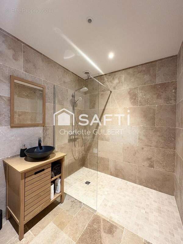 Maison 265 m² à Saint-Vincent-De-Lamontjoie  - photo 9