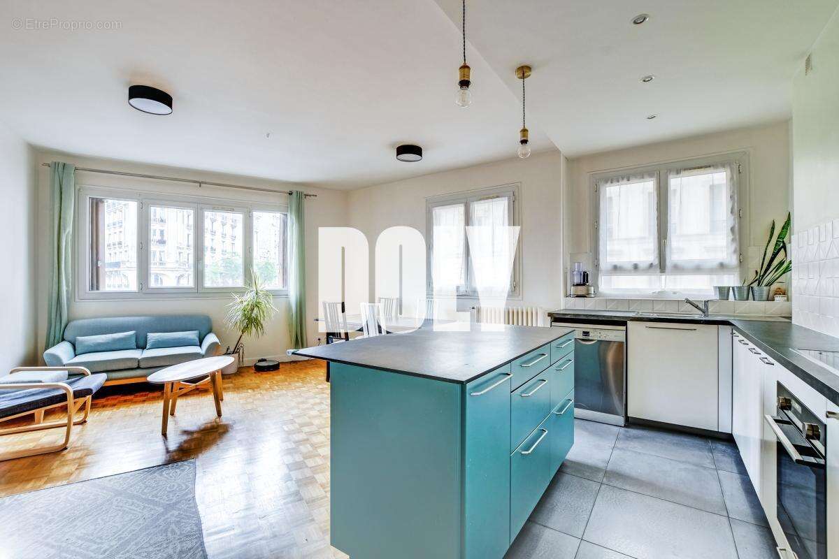 Appartement à PARIS-15E