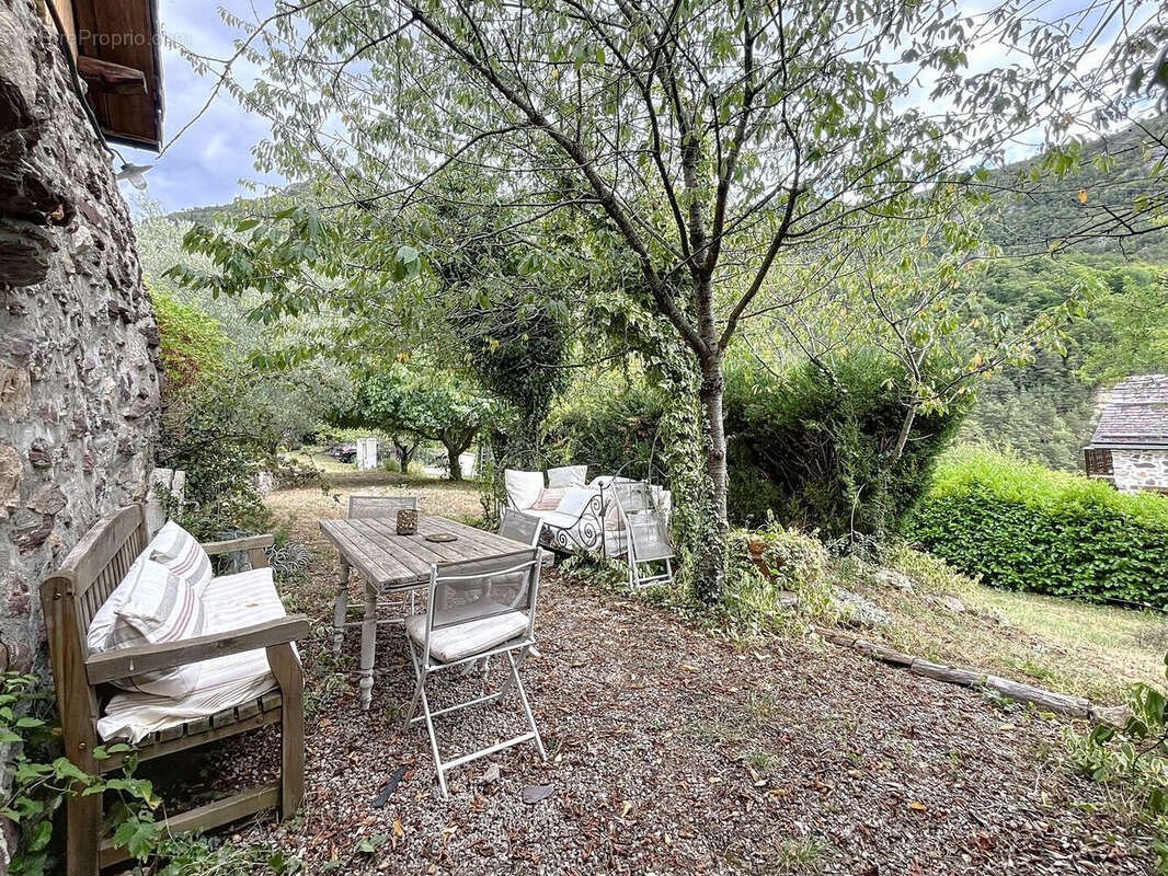 Charmante Maison de 60m² sur son Terrain de 2000m² à Valdeblore ! - photo 18
