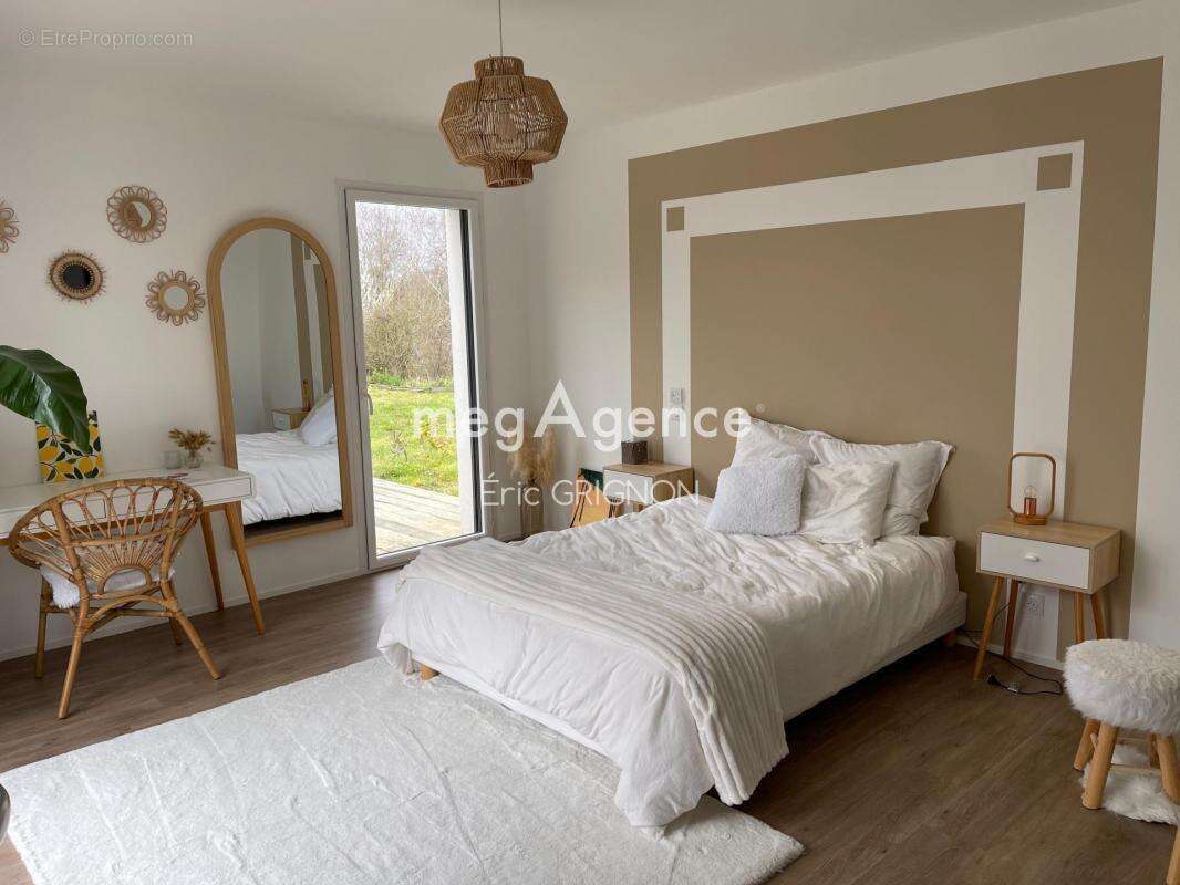 Maison à TALMONT-SAINT-HILAIRE