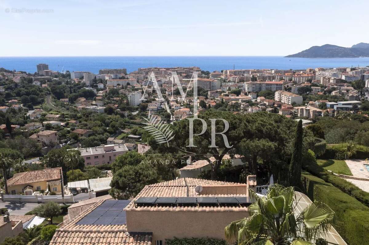 Maison à CANNES