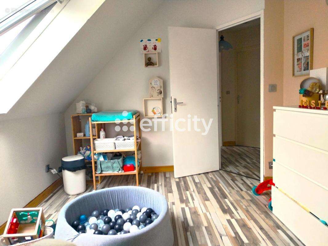 Maison à MOON-SUR-ELLE