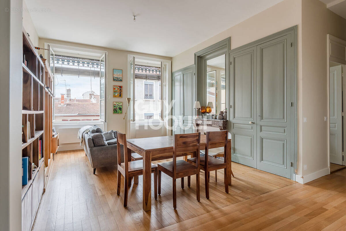 Appartement à LYON-4E