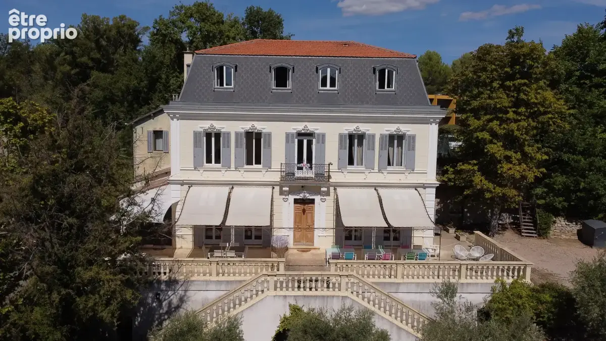 Propriété d'exception 330m2 sur 2029m2 de parcelle avec piscine, dépendances... - photo 43