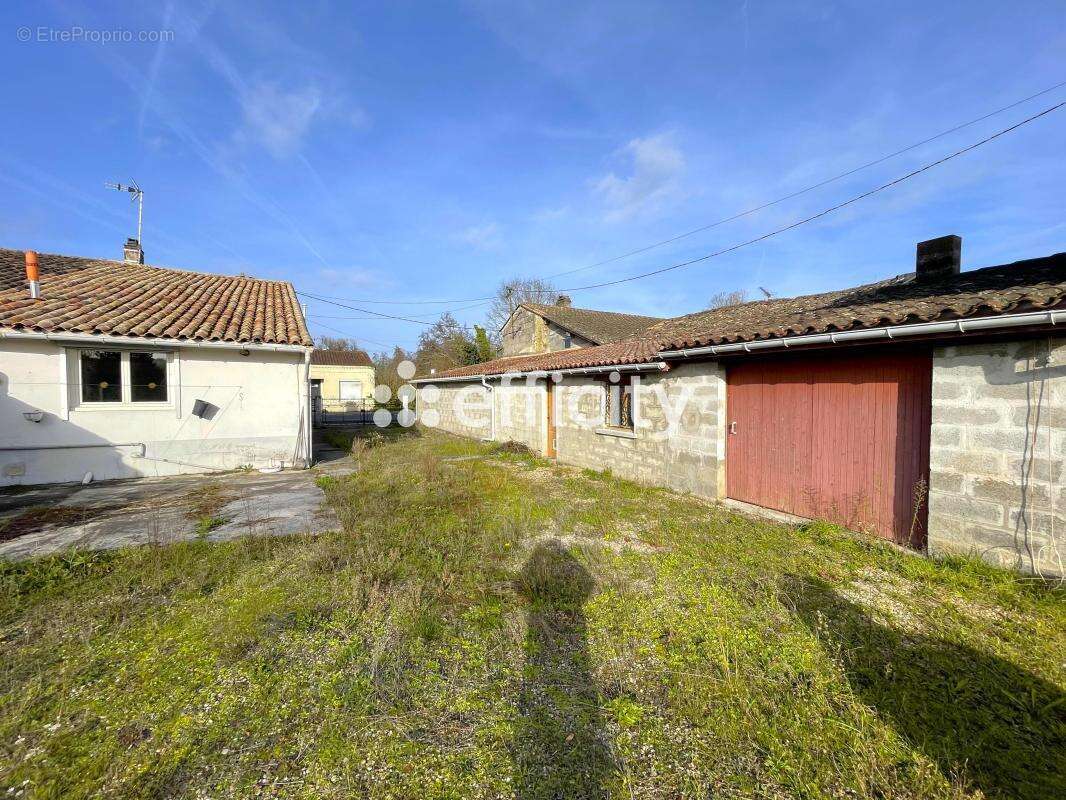Maison à ABZAC