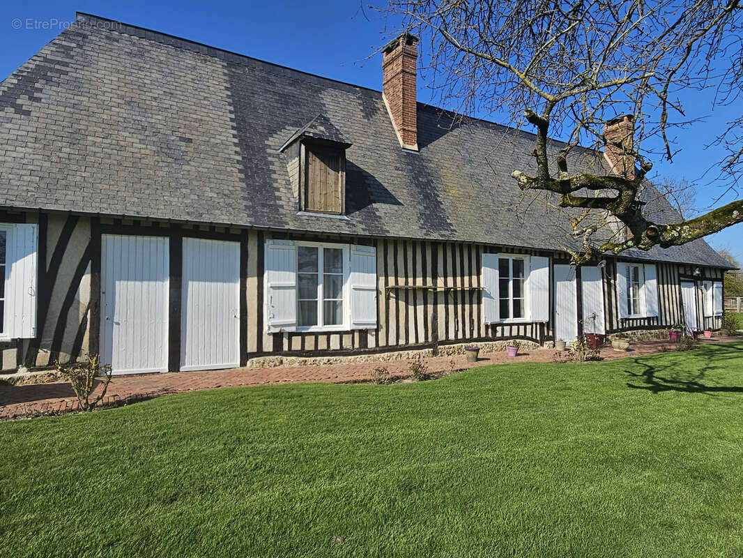 Maison à BERNAY