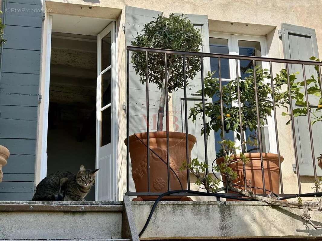 Maison à CADENET