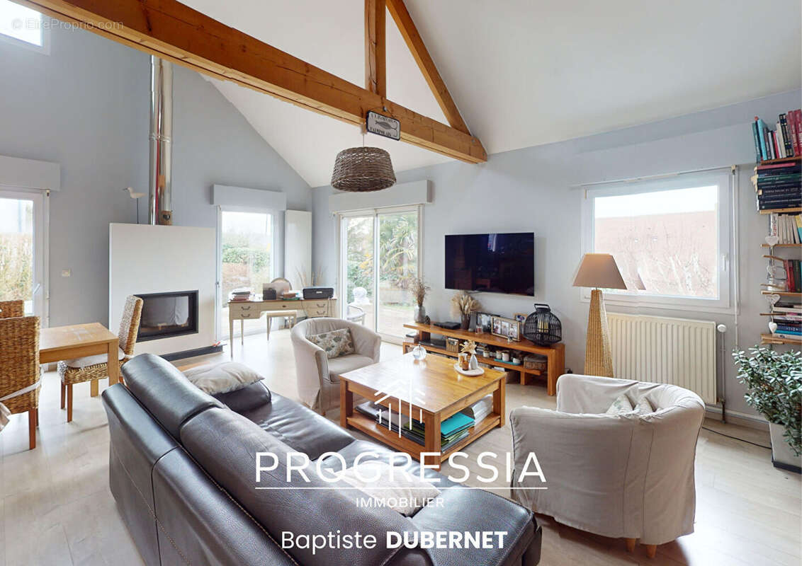 Maison à FONTAINE-LA-MALLET