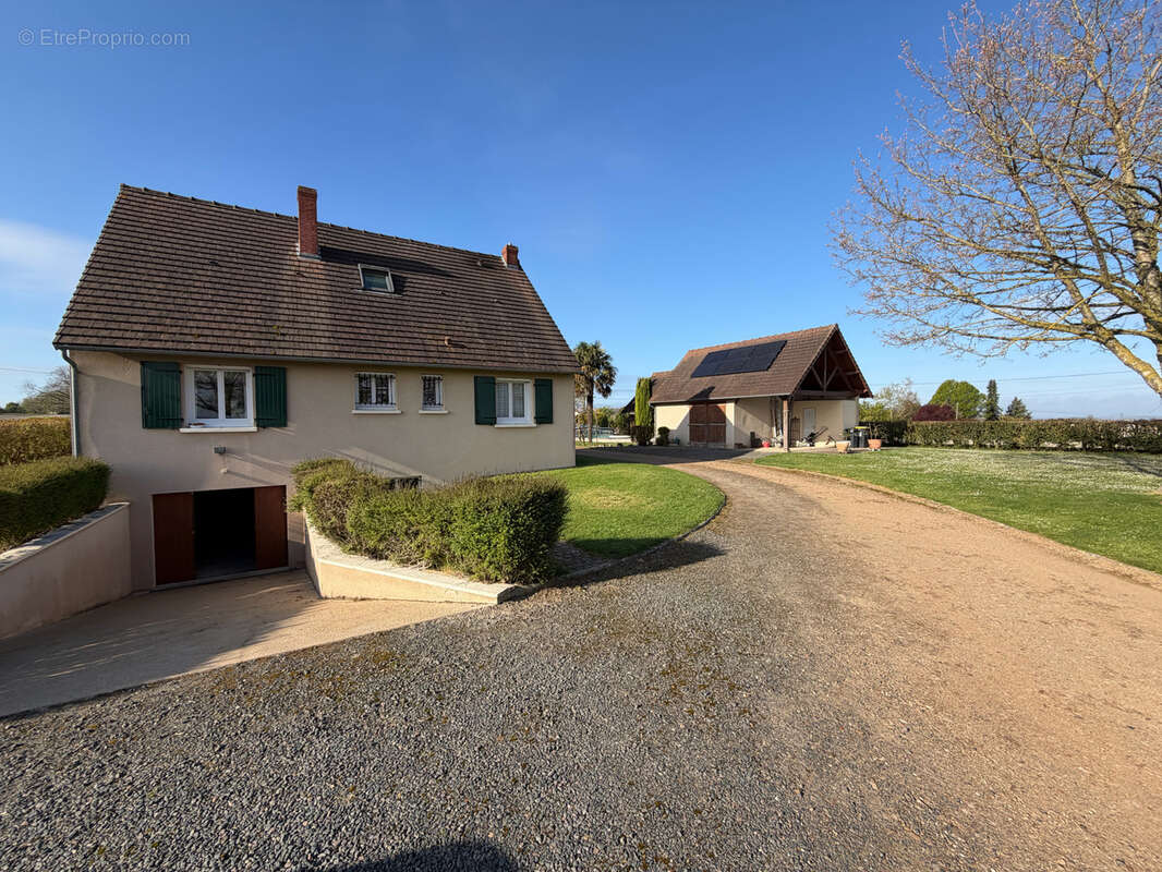 Maison à NAINTRE