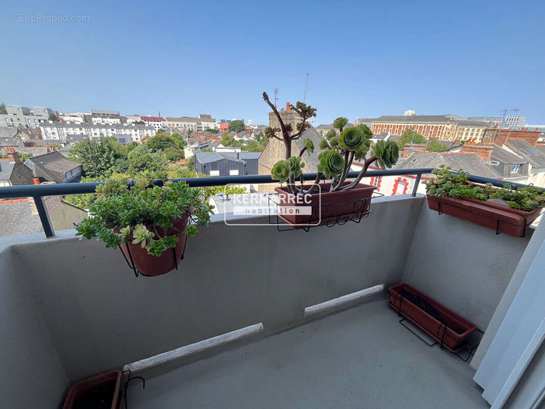 A 5 minutes à pied de la Gare charmant appartement Type 4 avec balcon et garage - photo 2