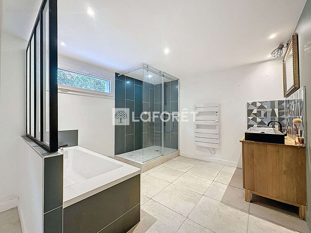 Maison à CHAMPIGNY-SUR-MARNE