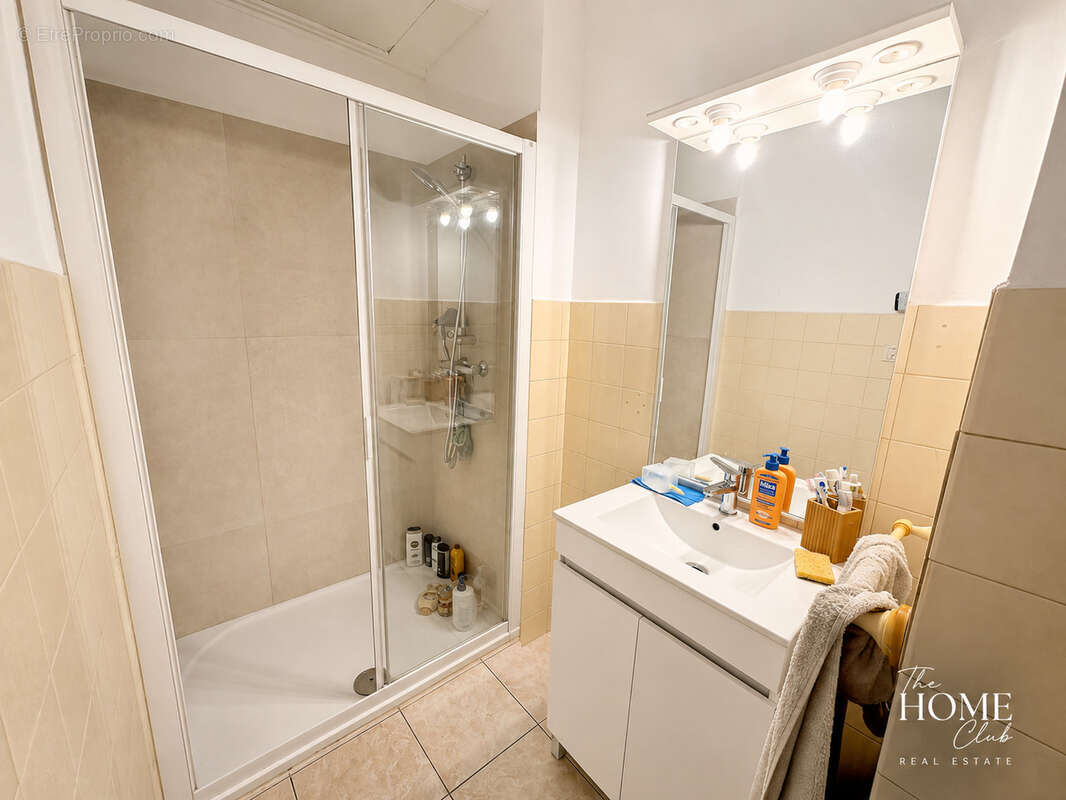 Appartement T3 en rez-de-chaussée avec garage et parking privatif - photo 4