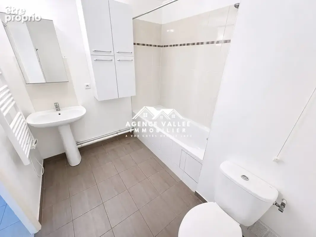 Appartement 43 m² à Saint-Germain-Les-Corbeil  - photo 9
