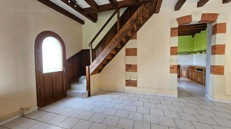 Maison à LUCHE-PRINGE