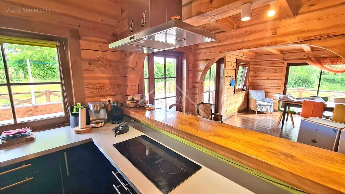 Maison en bois de 220 m² avec grand jardin à 11 min de Moulins, MARIGNY 03 - photo 9