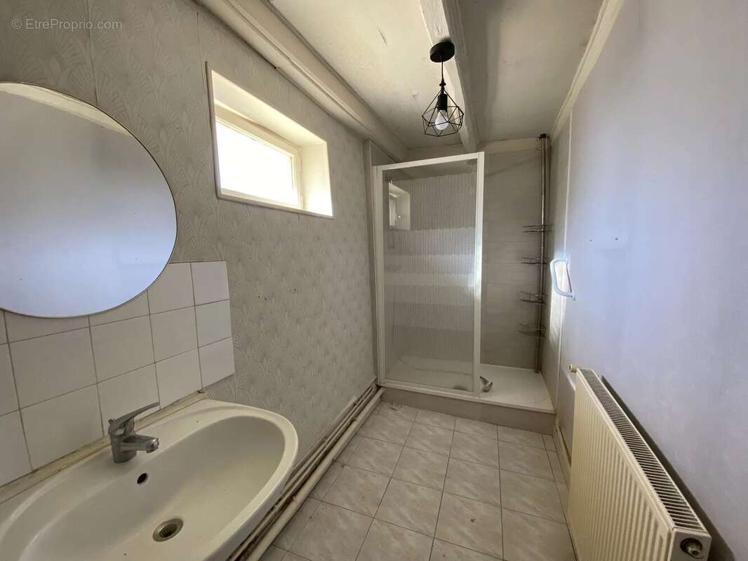 Maison avec jardin et garages au Dorat! - photo 9