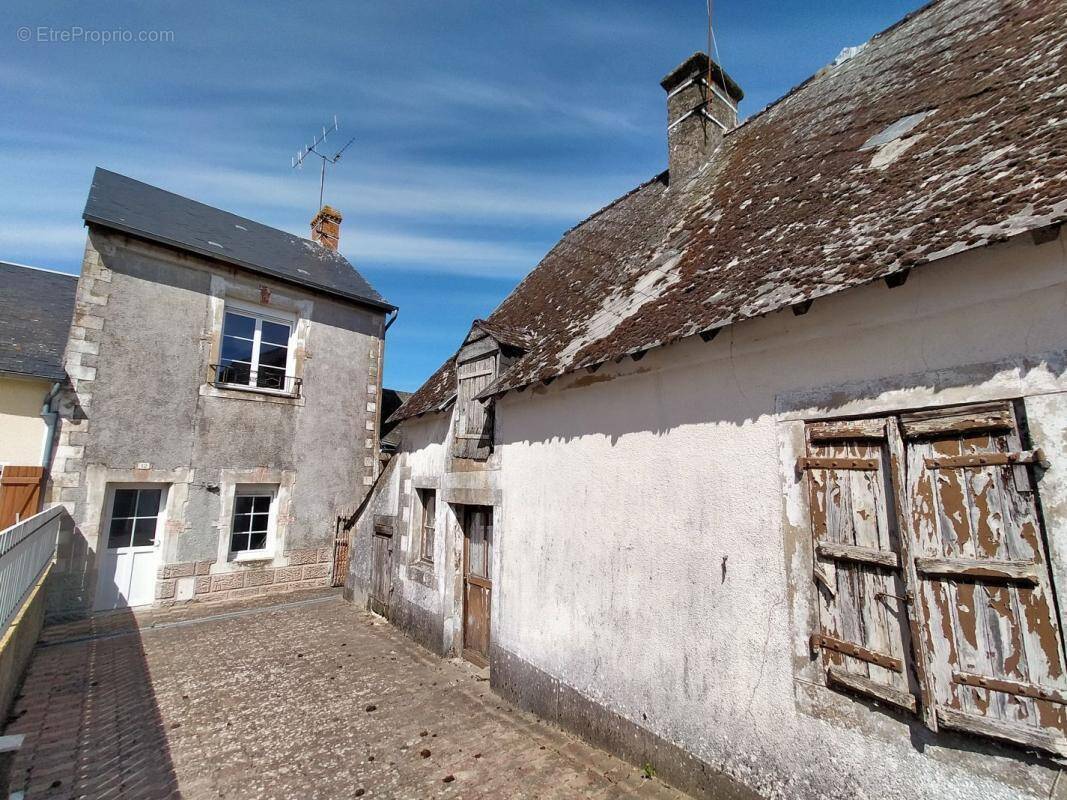 Maison à MONT-SAINT-JEAN