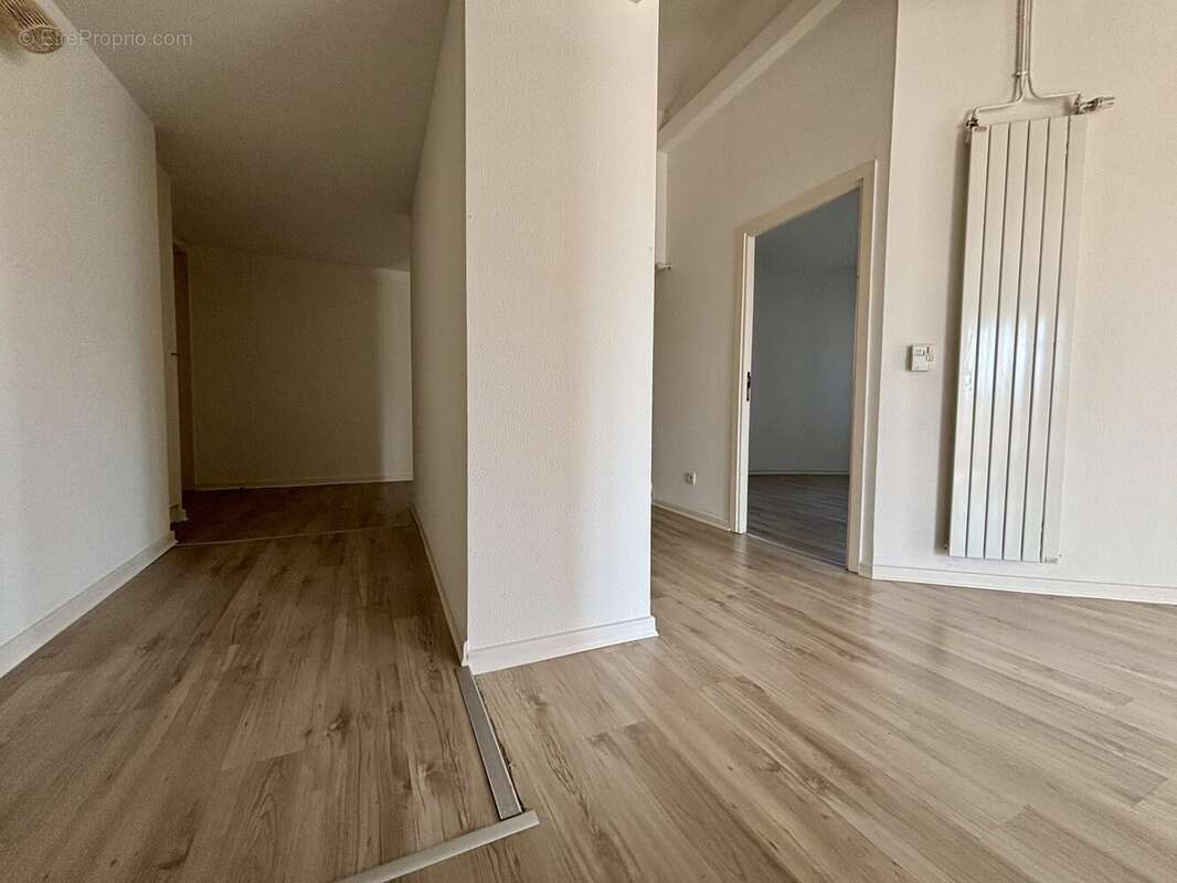 Appartement 88 m² à Bourg-De-Peage  - photo 8
