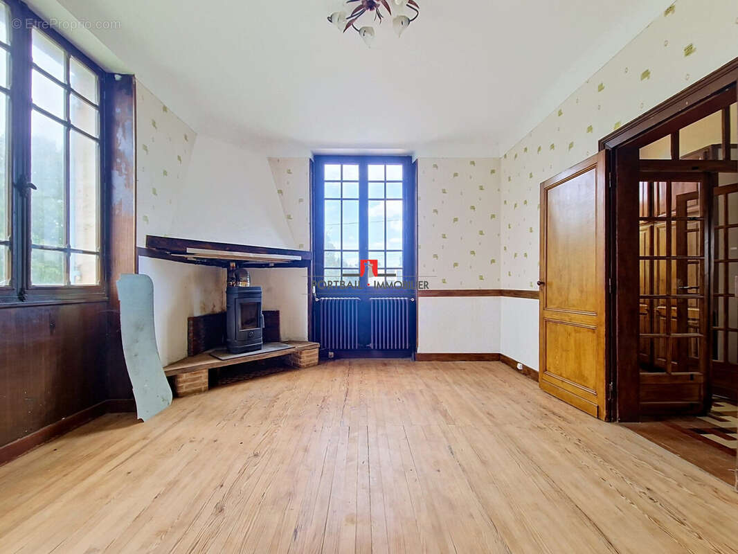 Maison 121 m² à Lansac  - photo 5