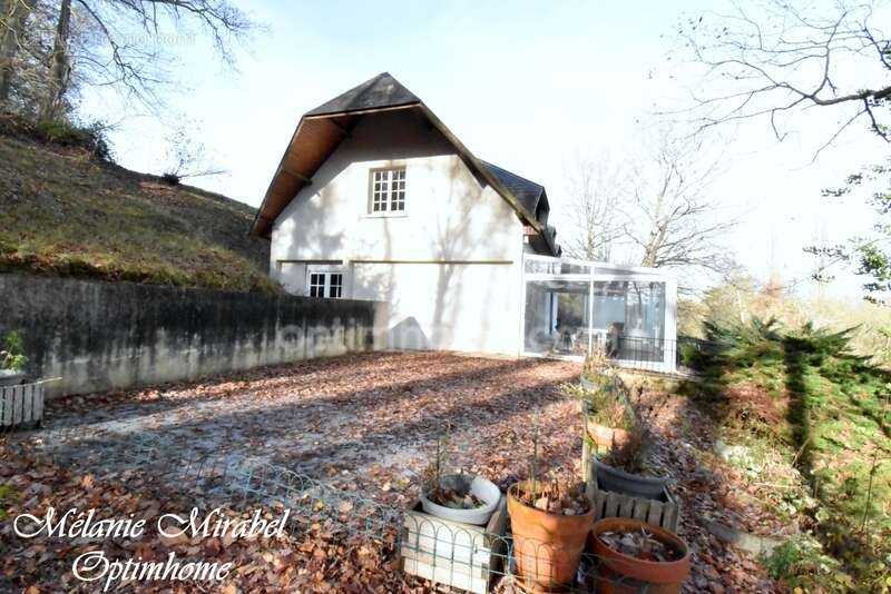 Maison à LE SACQ