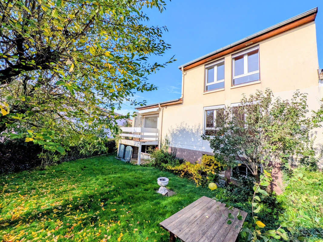 Maison à JARVILLE-LA-MALGRANGE