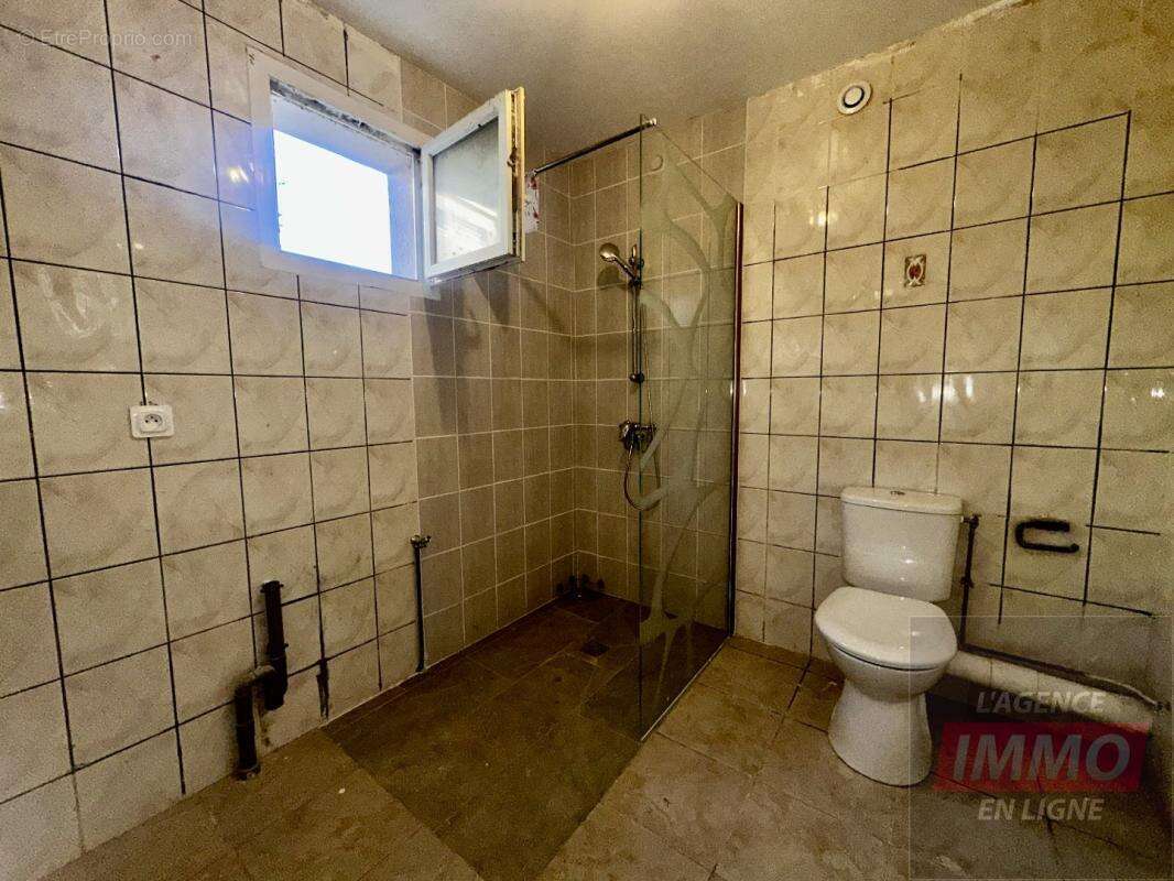 Maison 300 m² à Montchanin  - photo 7