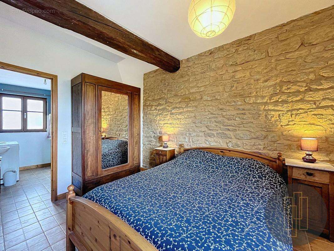 Maison de hameau avec vue dégagée sur la chaine des Alpes - photo 13