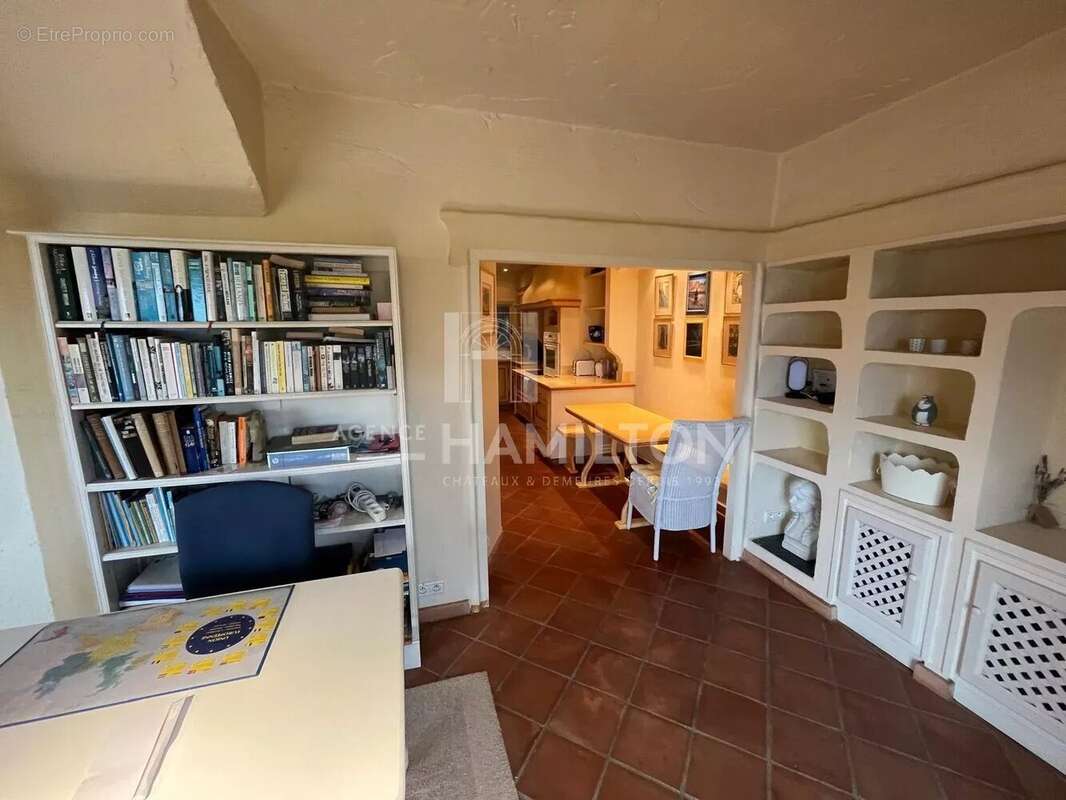 Maison à MOUANS-SARTOUX