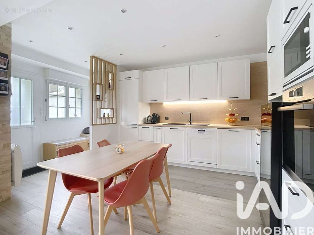 Photo 8 - Maison à CHEVRY-COSSIGNY