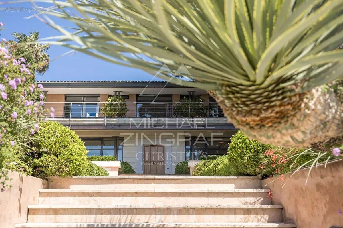Maison à ANTIBES